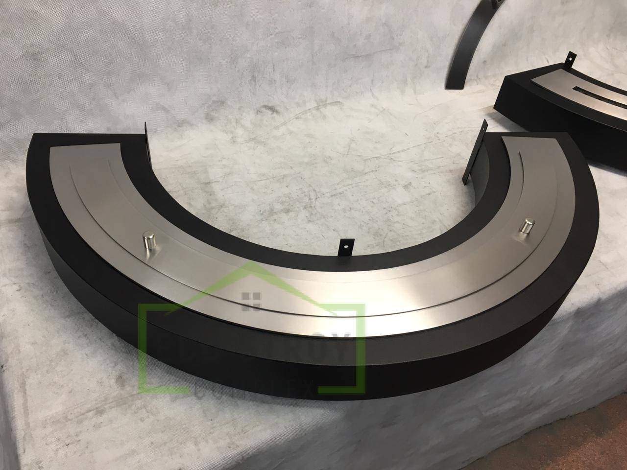 Настенный биокамин вокруг колоны