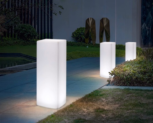 Светильник Колонна 30х50 питание от сети 220В, RGB